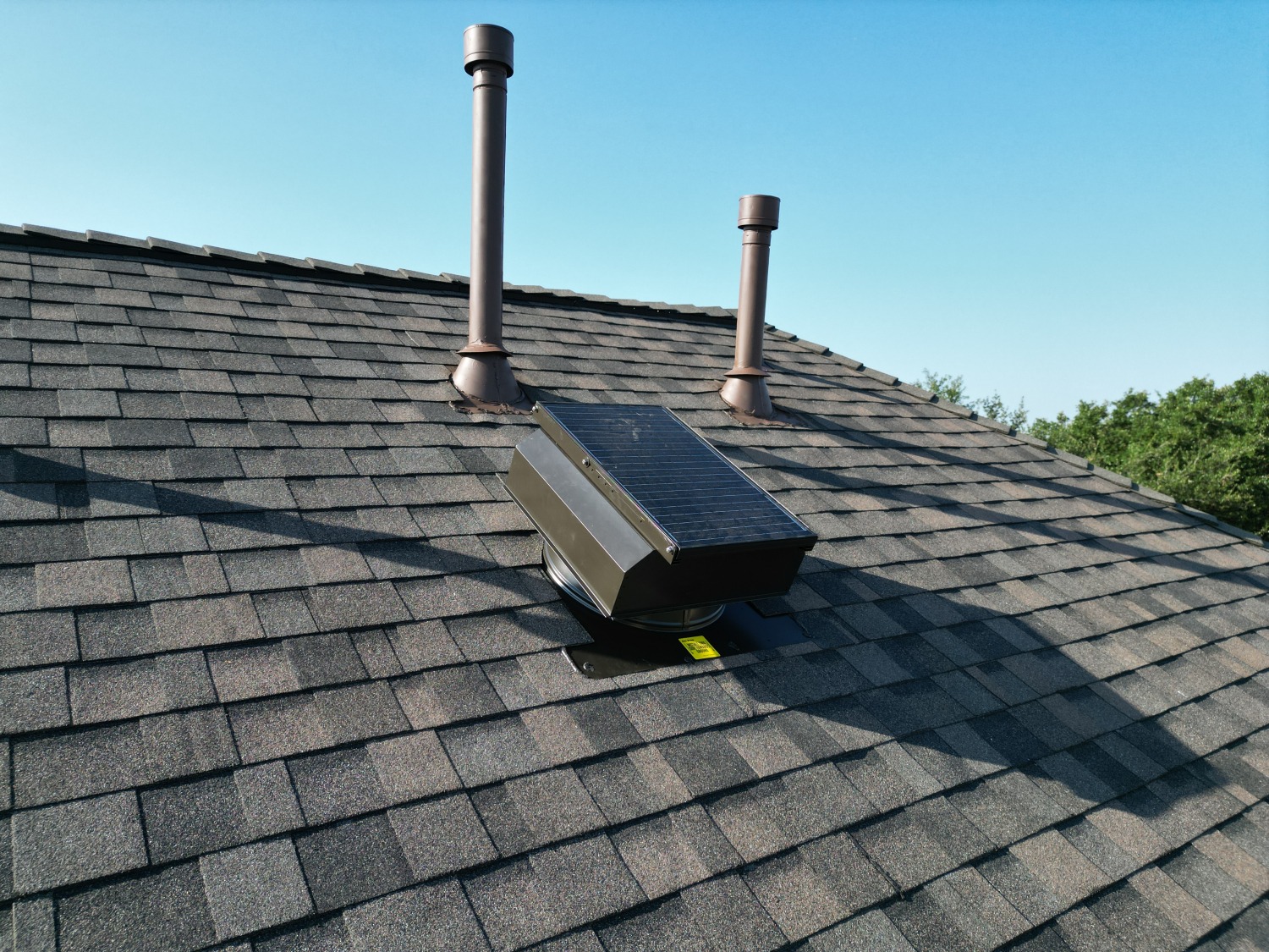 Solar attic fan installed by Garvin Exteriors